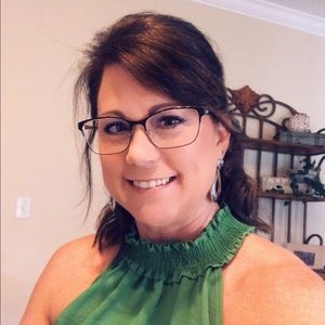 Meet your Posher, Cara